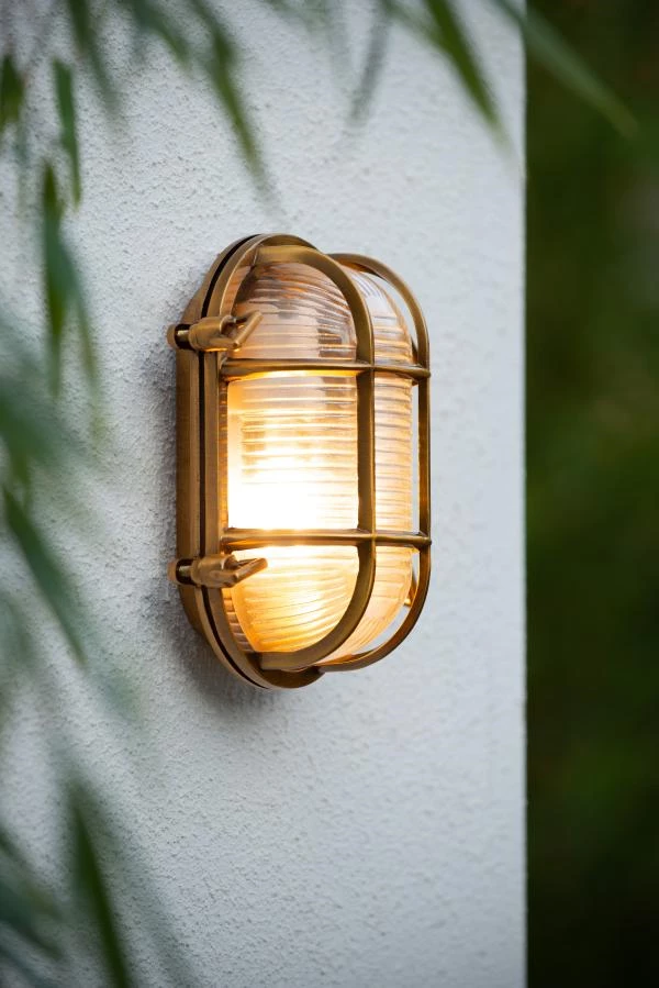 Lucide DUDLEY - Wall light Indoor/Outdoor - 1xE27 - IP65 - Matt Gold / Brass - atmosphere 2